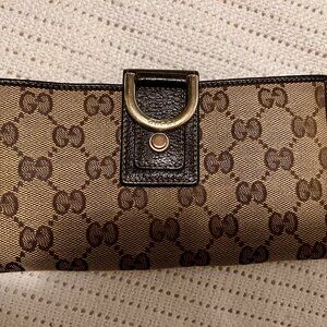 Gucci Abey GG canvas style and leather wallet.  Authentic. 8BD0274